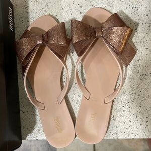 Melissa bow shoes size 8